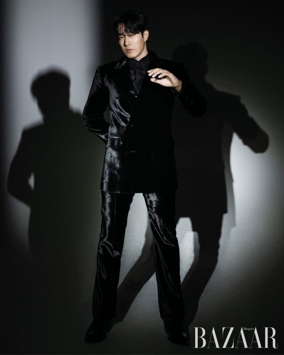 So Ji Sub Bazaar 2022