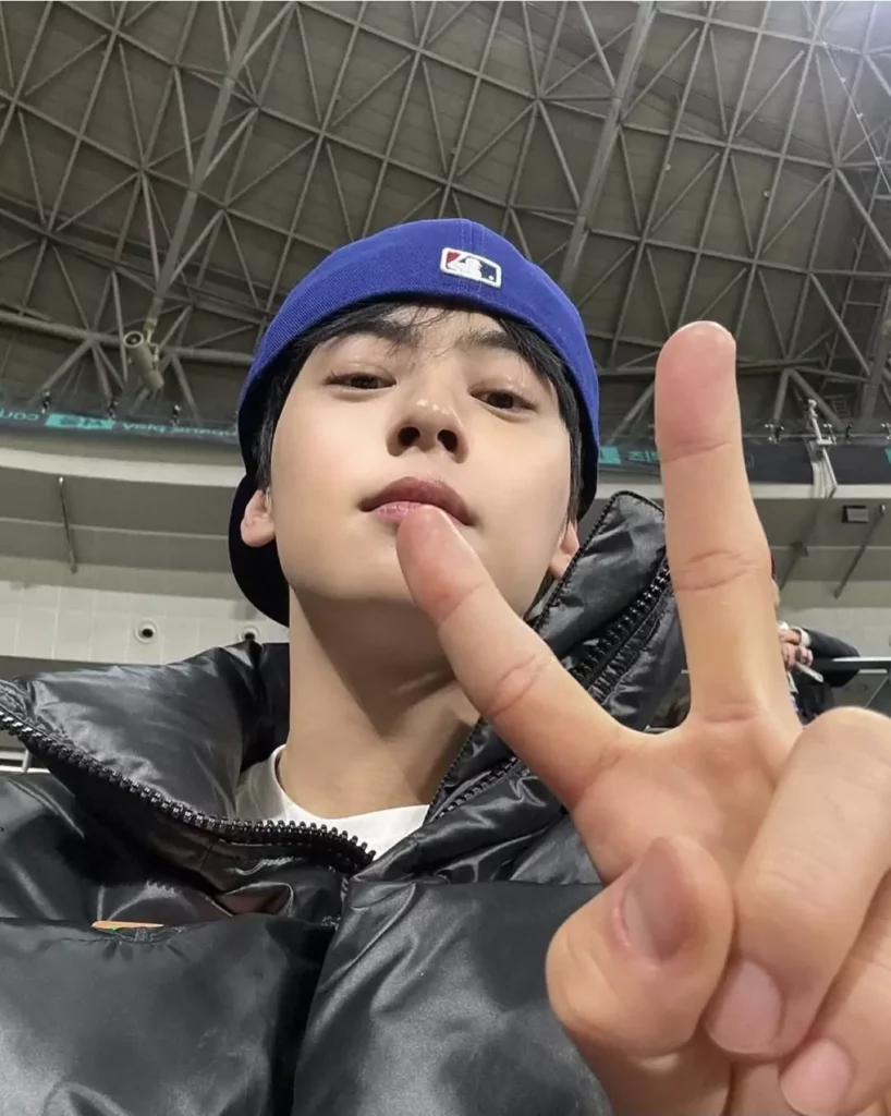 Cha Eun-woo Instagram 2024