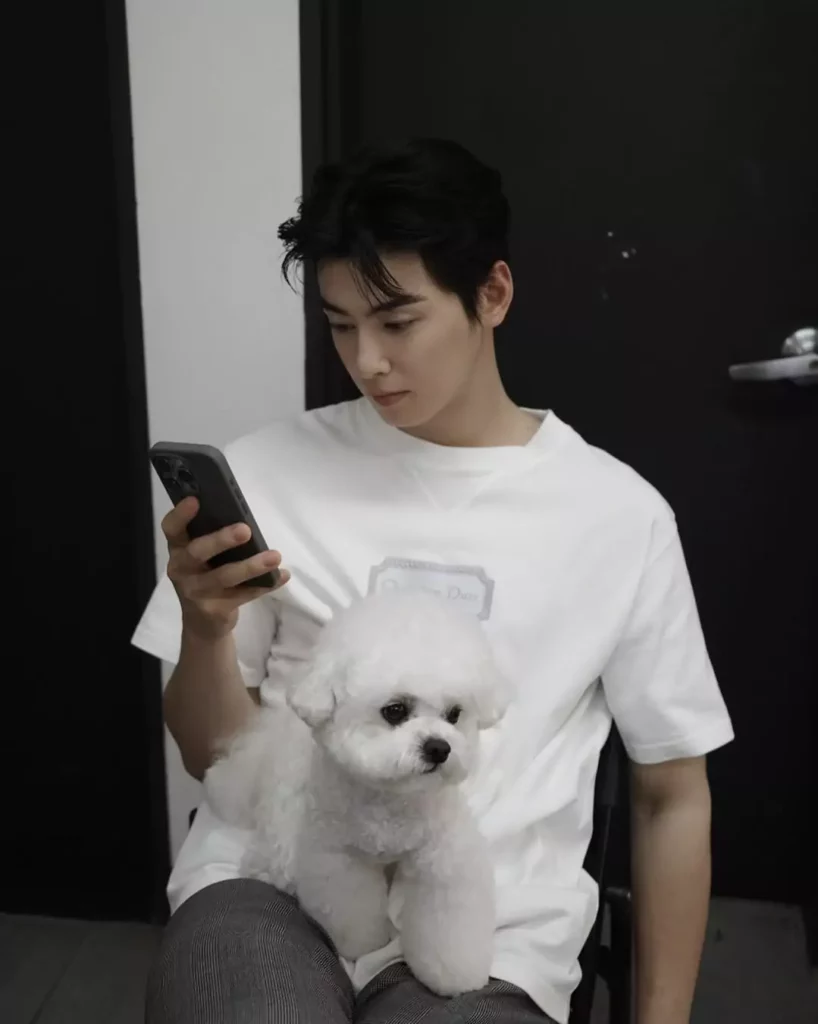 Cha Eun-woo Instagram 2024