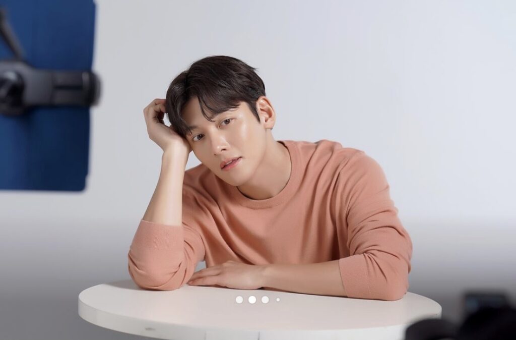 Ji Chang-wook - Instagram 2023