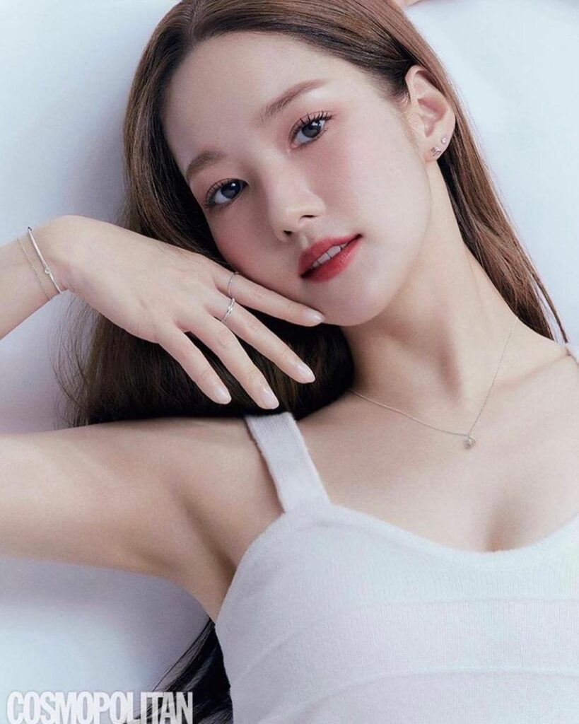 Cosmopolitan Park Min Young 2022