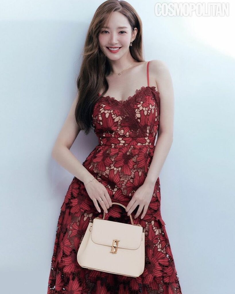 Cosmopolitan Park Min Young 2022