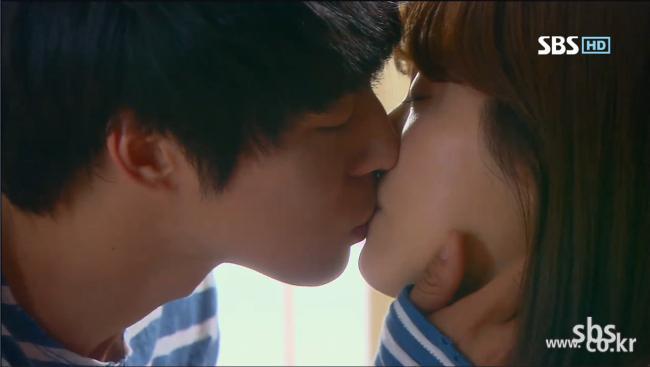 Rooftop prince - SBS