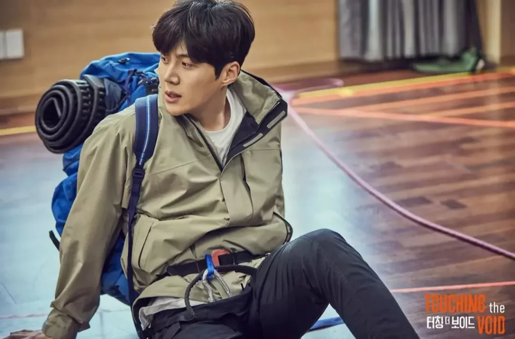 |Instagram - Salt ent - 2022 - Kim Seon-ho - The void