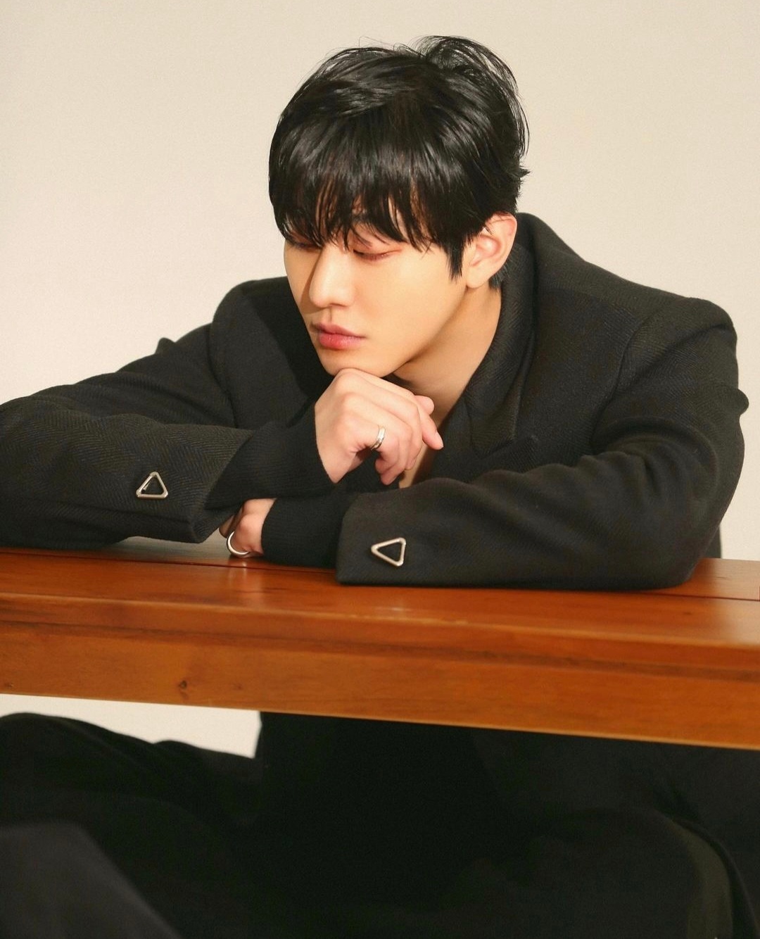 Ahn Hyo-seop - Instagram 2022