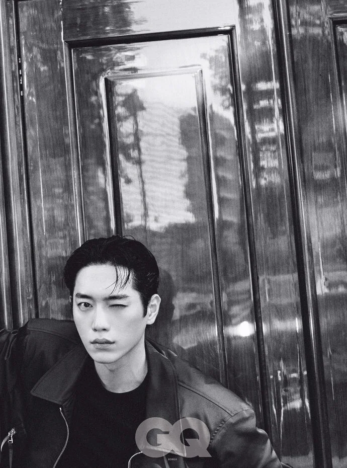 GQ 2025 08 - Seo Kang Jun