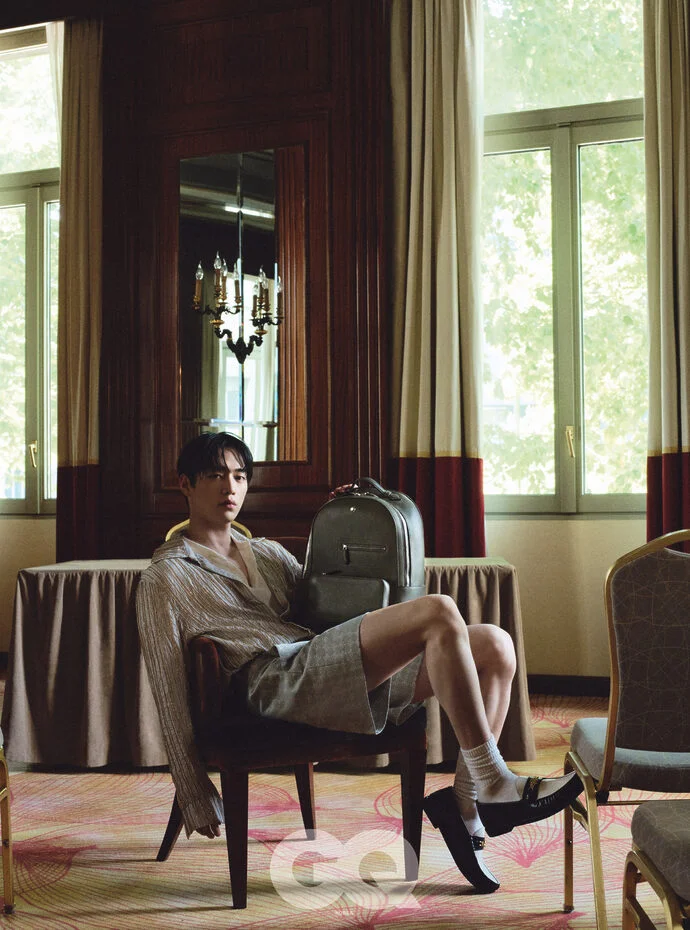 GQ 2025 08 - Seo Kang Jun