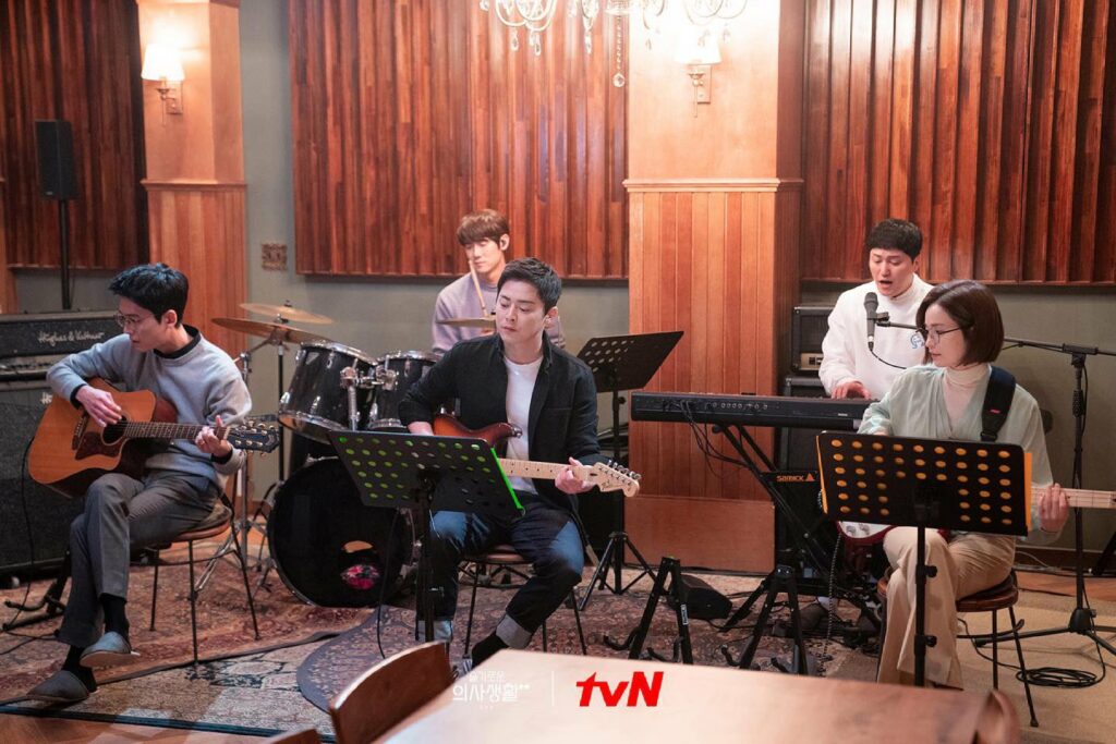Hospital playlist - TvN