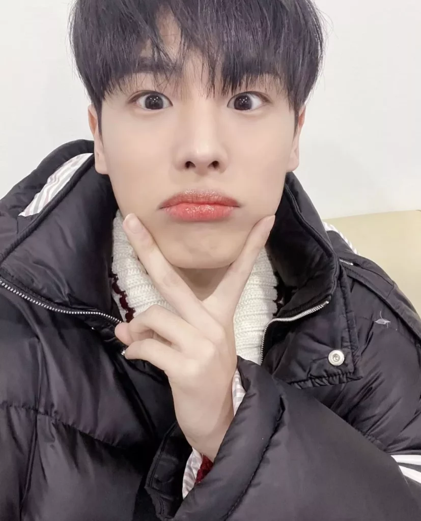 |VICTON1109 - Instagram - Business proposal Behind Choi Byung chan