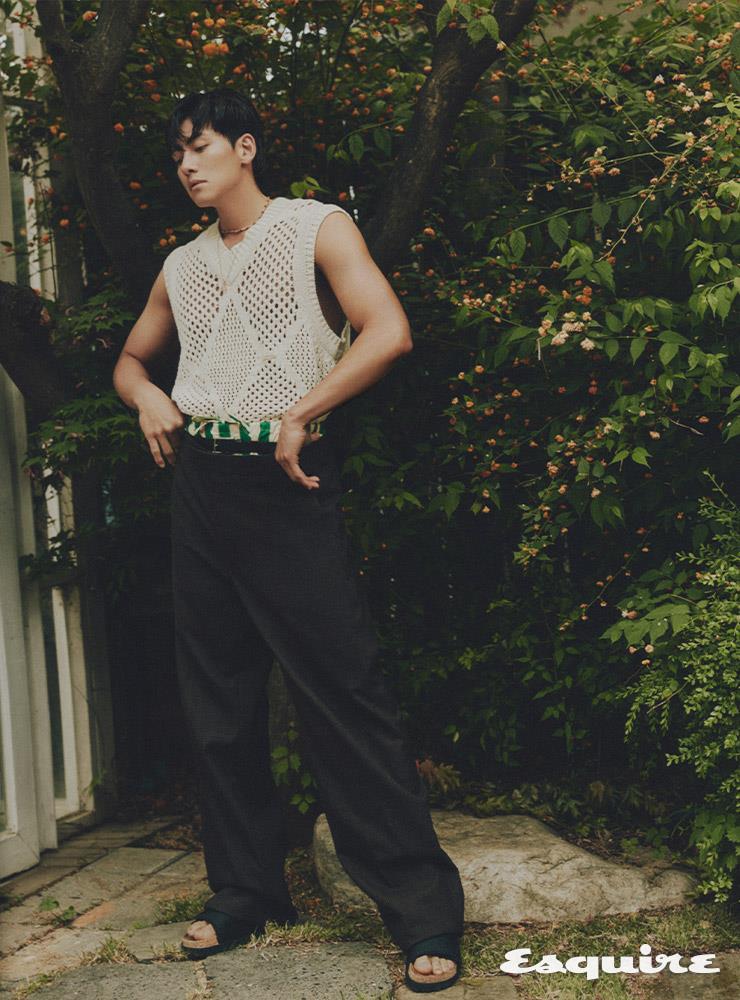 Esquire Ji Chang-wook 2022
