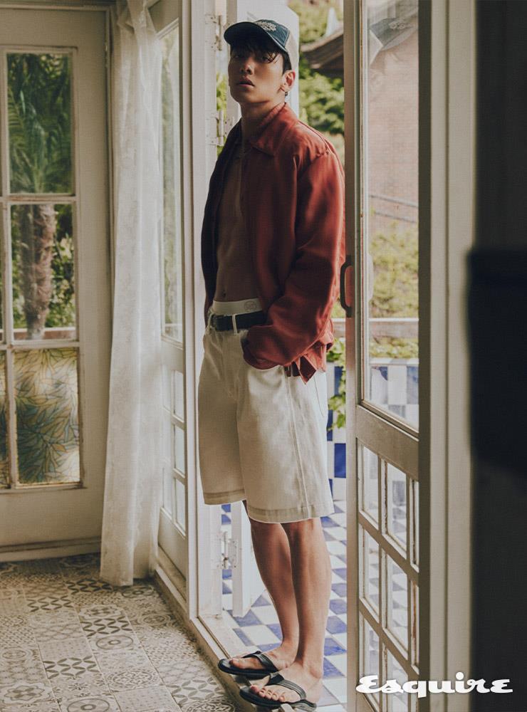 Esquire Ji Chang-wook 2022