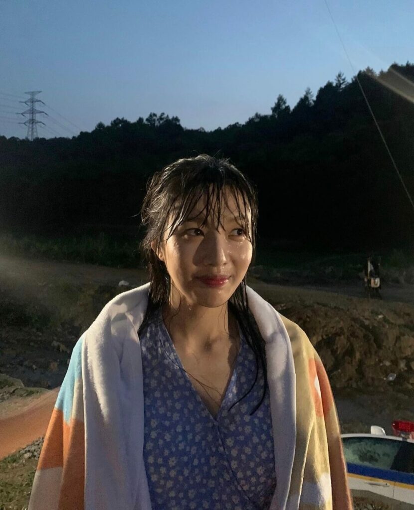 Park Soo-young (Joy) - Instagram