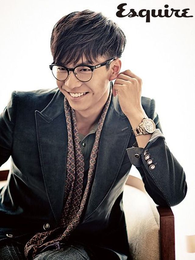 Lee Seung-gi Esquire 2013