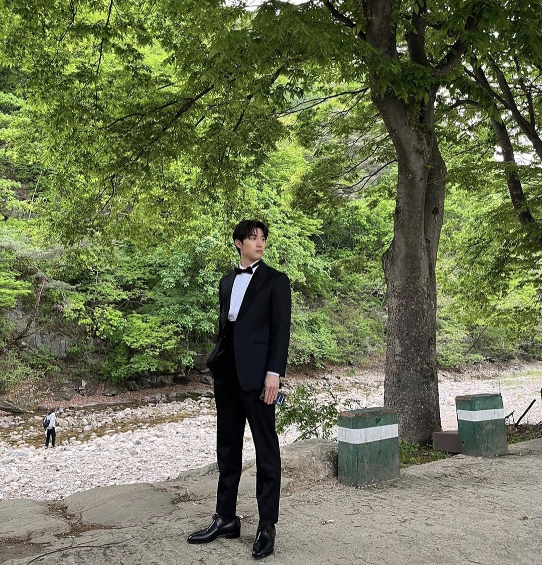 kwakdongyeon0 - Instagram - 2023