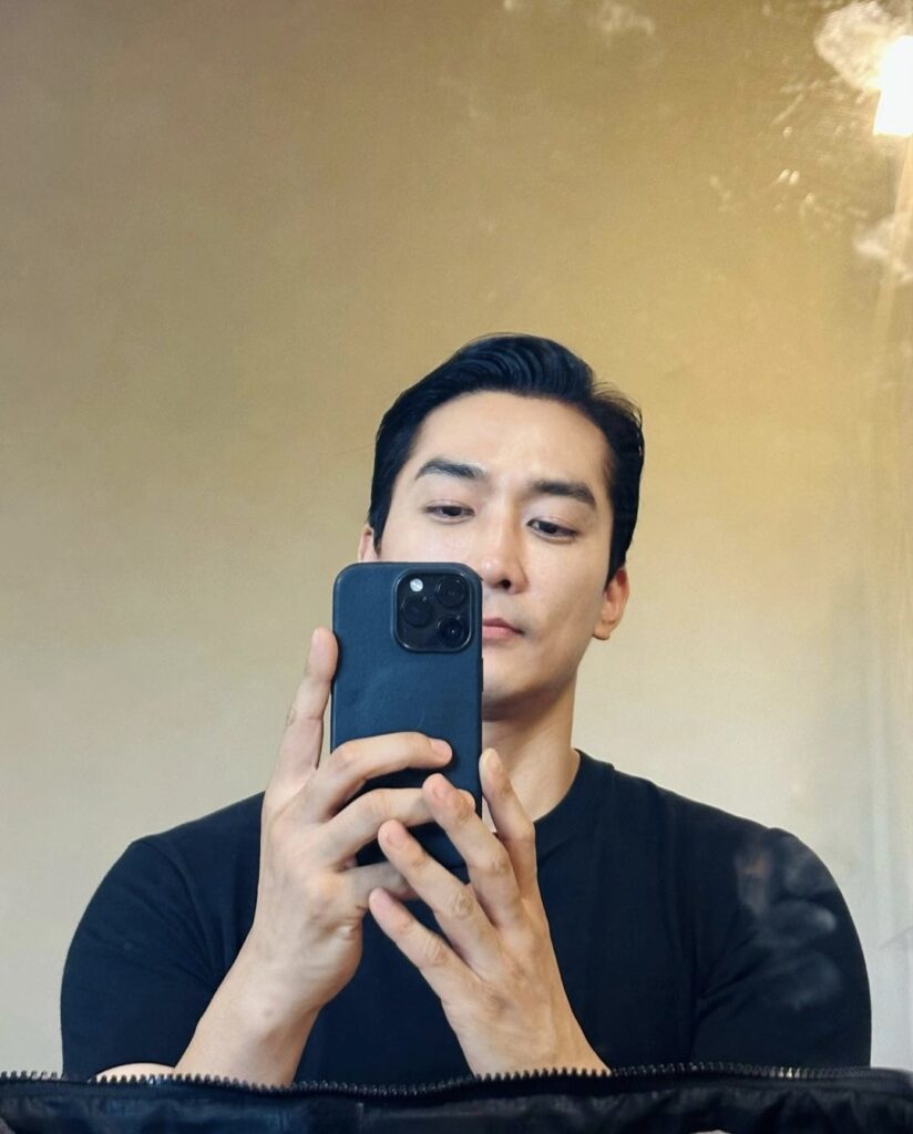 Black knight Instagram - songseungheon1005 - 2023