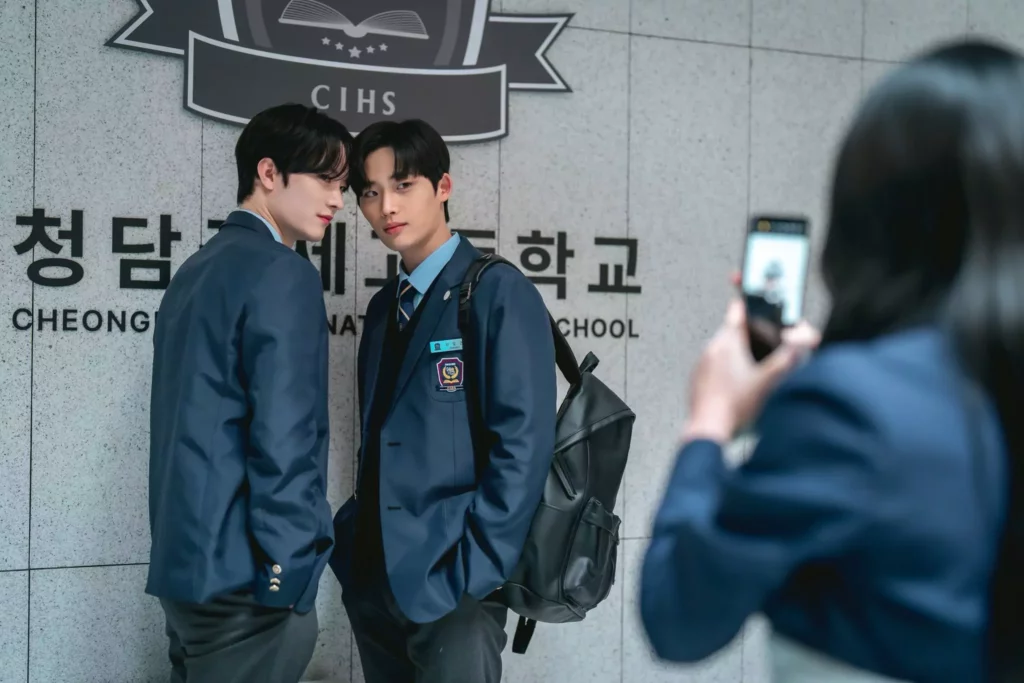 Bitch and rich Saison 2 Koktv