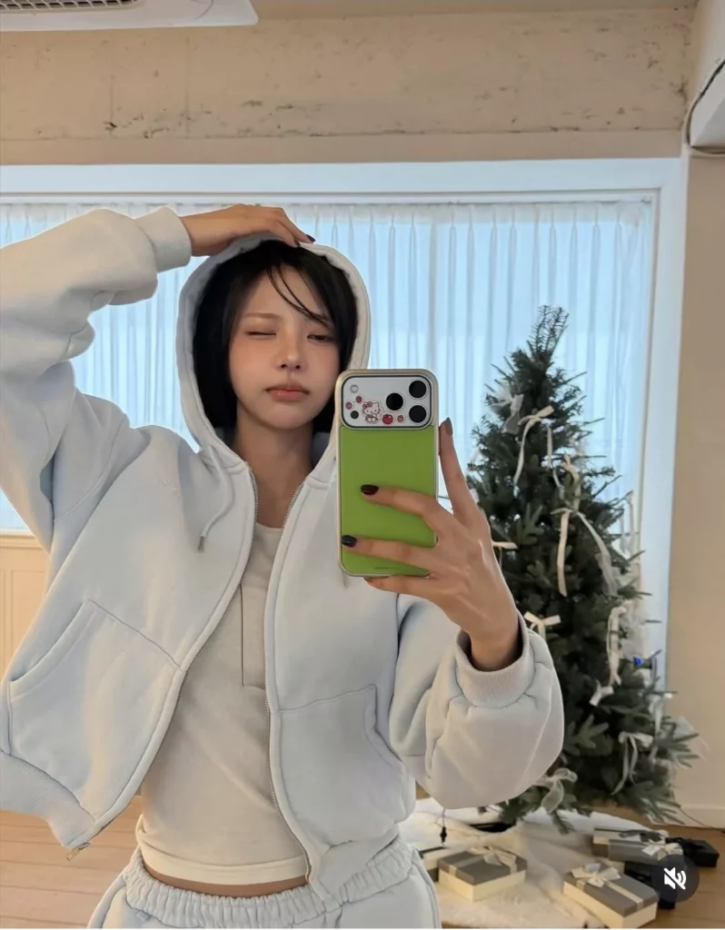 Kim Go-eun goxnniee Instagram 2025-2026