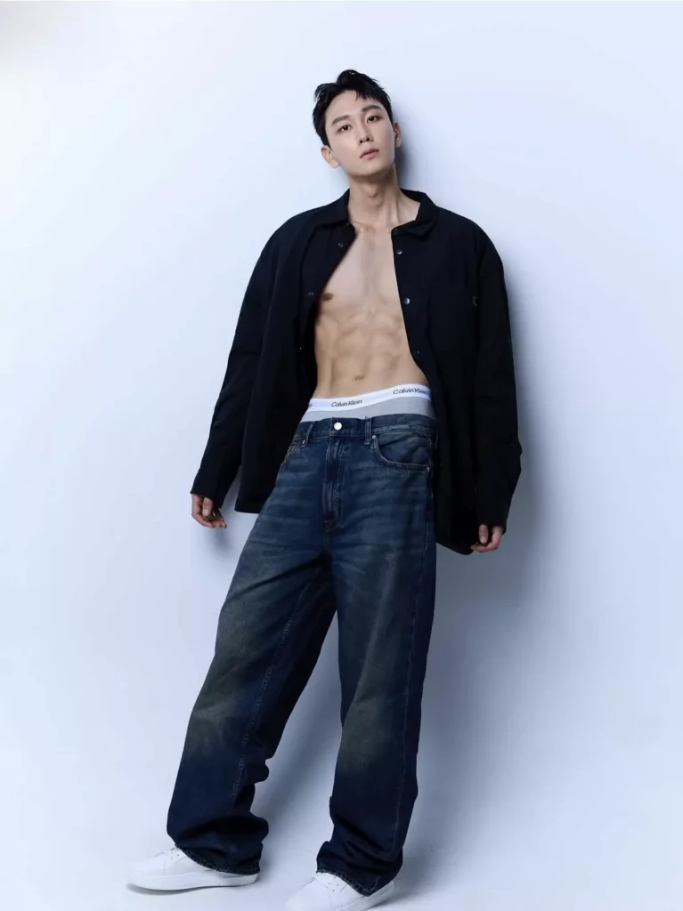 Kim Jae-jin jae________jin Instagram 2025