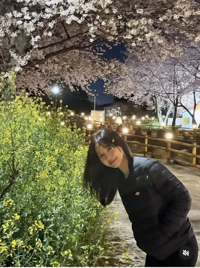 |Instagram Bae Yoon-kyung