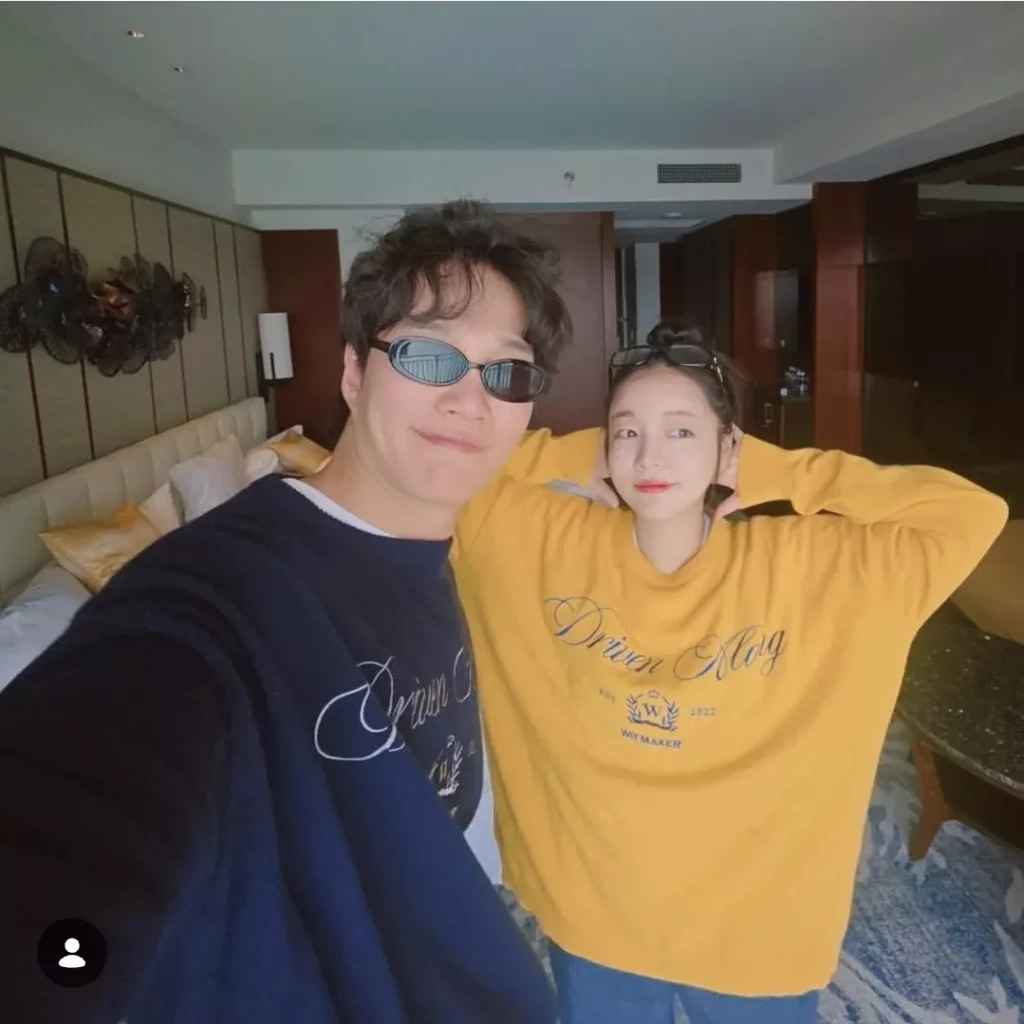 Instagram - Moon Jiin